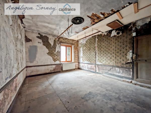 Authentique maison de village avec cave voûtée et combles aménageables