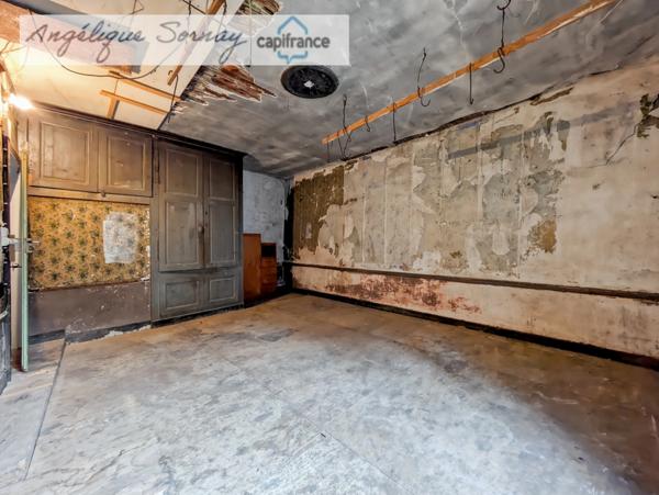 Authentique maison de village avec cave voûtée et combles aménageables