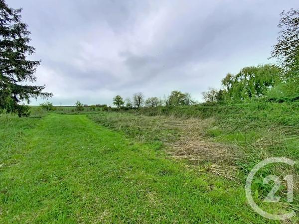 Terrain à vendre  3065 m 2   ST BONNET DE ROCHEFORT  - 03