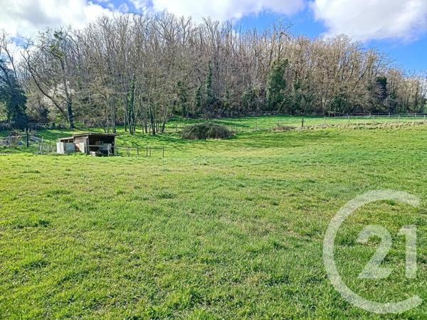 Terrain à vendre  3065 m 2   ST BONNET DE ROCHEFORT  - 03