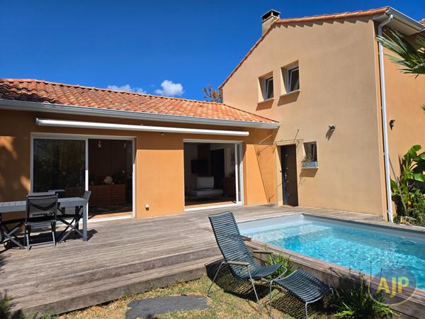 Maison à vendre Saint Marc Sur Mer - 6 pièces, 135m² avec 4 chambre(s) à 721 050€ - AJP Immobilier Saint-Marc-sur-Mer