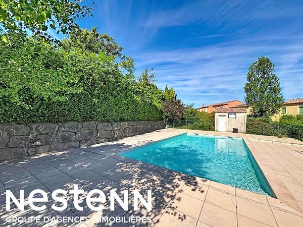 Maison T4 avec jardin, garage et piscine collective