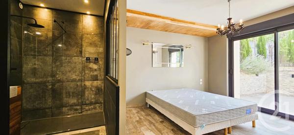 Maison à vendre  5 pièces - 174 m 2   MONTLUCON  - 03