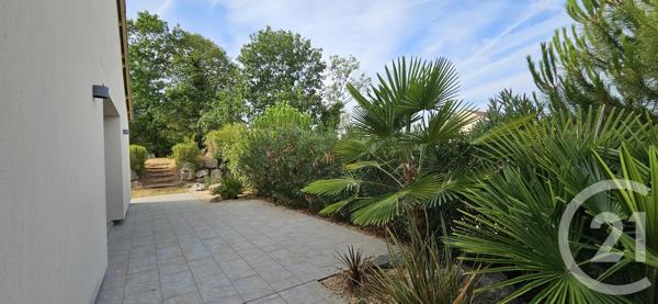 Maison à vendre  5 pièces - 174 m 2   MONTLUCON  - 03