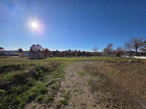 Vente / Terrain constructible à Puygouzon (81990)