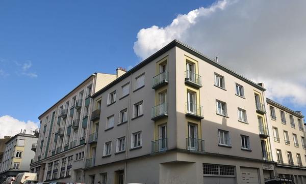 BREST - 13 RUE FAUTRAS - T3 de 61m² en dernier étage , Brest