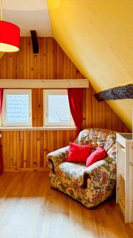 BOURTH 27580 Maison 3 chambres, dépendances, terrain 1.024 m² clos