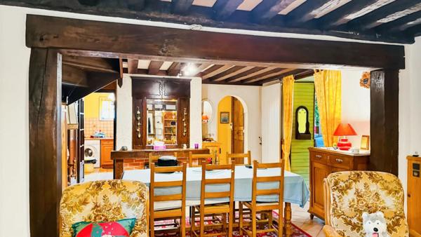 BOURTH 27580 Maison 3 chambres, dépendances, terrain 1.024 m² clos