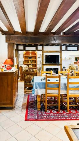 BOURTH 27580 Maison 3 chambres, dépendances, terrain 1.024 m² clos