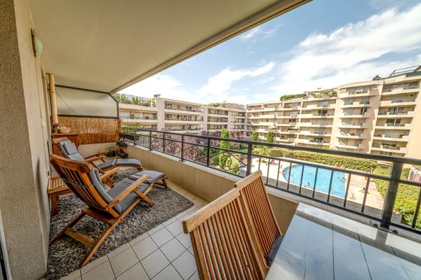 Lyon 3 - T4 familial de 110 m² avec terrasse et piscine