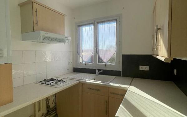 Appartement à louer    2 pièces • 43,50 m2 Guyancourt