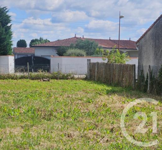 Terrain à vendre  840 m2 SAVERDUN - 09
