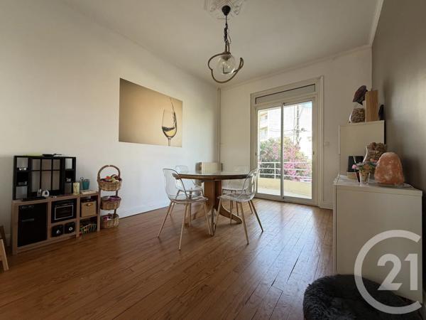 Maison à vendre  8 pièces - 150 m 2   VALENCE  - 26