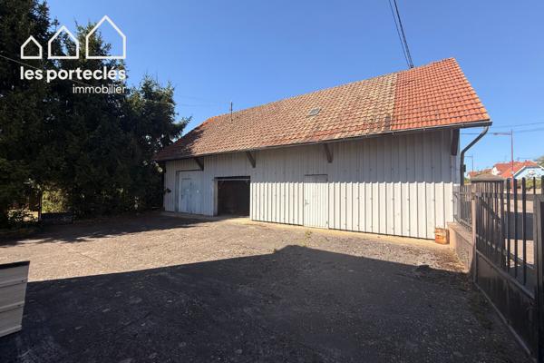 Immeuble de rapport 260 m² sur 8 ares