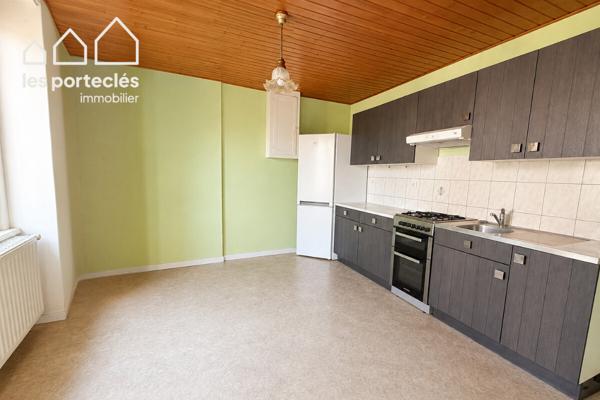 Immeuble de rapport 260 m² sur 8 ares