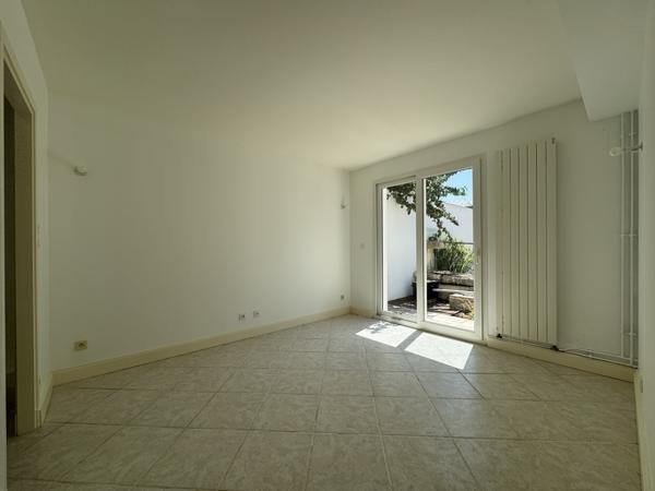 Maison 8 pièce(s) 4 chambre(s) 160 m²