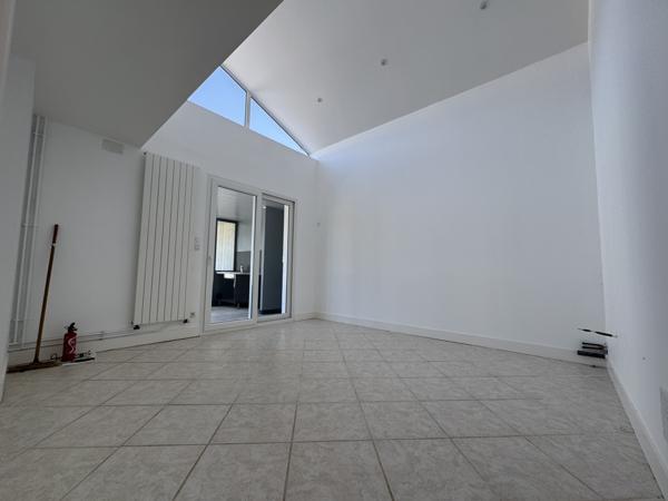 Maison 8 pièce(s) 4 chambre(s) 160 m²