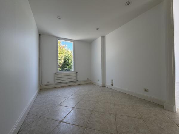 Maison 8 pièce(s) 4 chambre(s) 160 m²