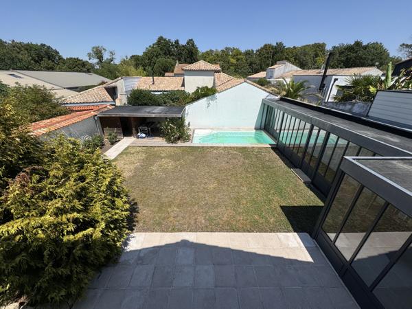 Maison 8 pièce(s) 4 chambre(s) 160 m²