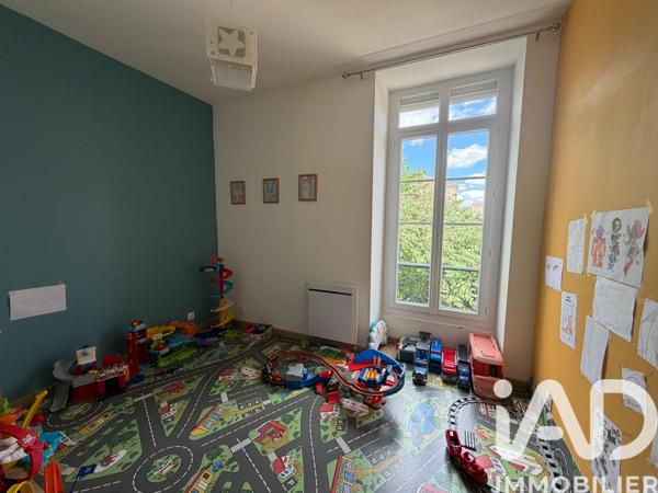 Maison à vendre 7 pièces 185,74 m² Nîmes