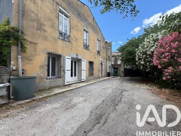 Maison à vendre 7 pièces 185,74 m² Nîmes