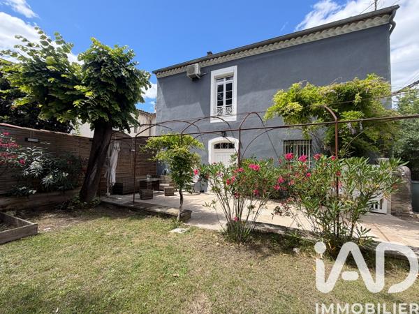 Maison à vendre 7 pièces 185,74 m² Nîmes