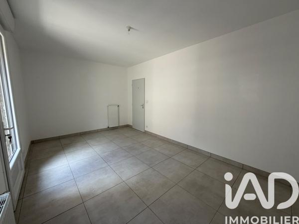 Maison à vendre 7 pièces 185,74 m² Nîmes