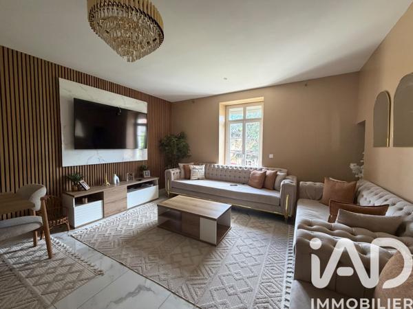 Maison à vendre 7 pièces 185,74 m² Nîmes