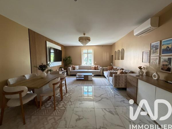 Maison à vendre 7 pièces 185,74 m² Nîmes