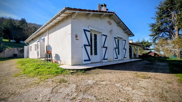 Maison familiale 142m² avec piscine couverte – 5 506 m² de terrain à Saint-Pierre-de-Clairac