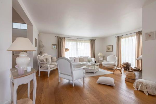 Vente Propriété 8 pièces 181 m2 à Thorigny-sur-Marne