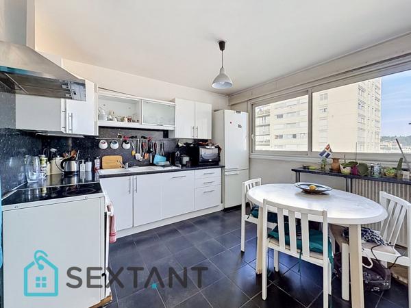 Appartement 70 m2 2 chambres avec parking