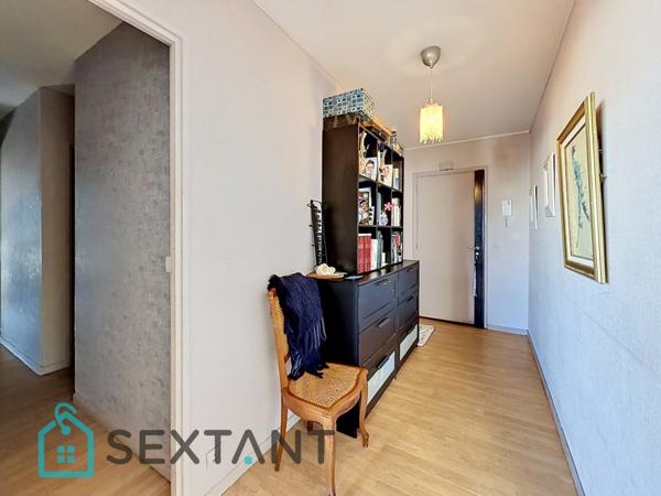 Appartement 70 m2 2 chambres avec parking