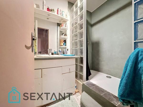 Appartement 70 m2 2 chambres avec parking