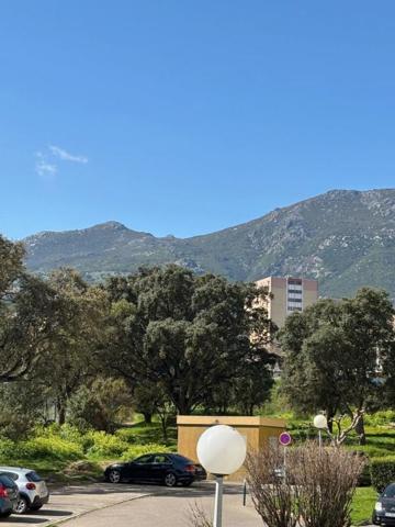 -BASTIA-Appartement T3  60m2 Résidence de 3 niveaux Cave Parking