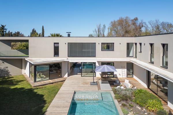 Villa d'exception et ses 4 studios indépendants