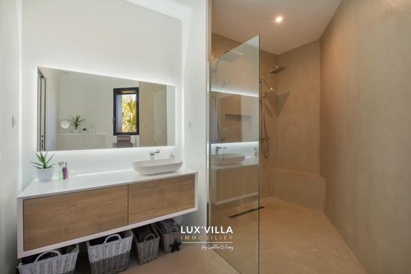 Villa d'exception et ses 4 studios indépendants