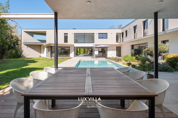 Villa d'exception et ses 4 studios indépendants