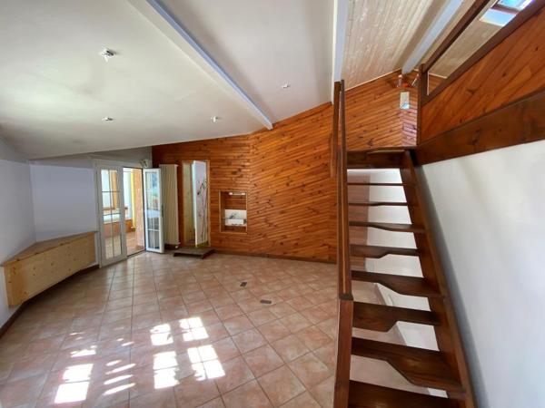 ST SAVIN MAISON + de 200 m² sur 5 000 m² Saint-Savin (33920)