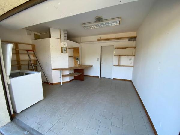 ST SAVIN MAISON + de 200 m² sur 5 000 m² Saint-Savin (33920)
