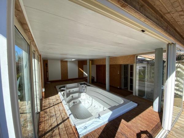 ST SAVIN MAISON + de 200 m² sur 5 000 m² Saint-Savin (33920)