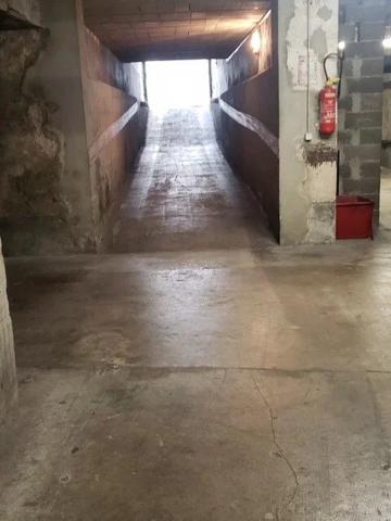 Location Parking 13 m2 à Reims