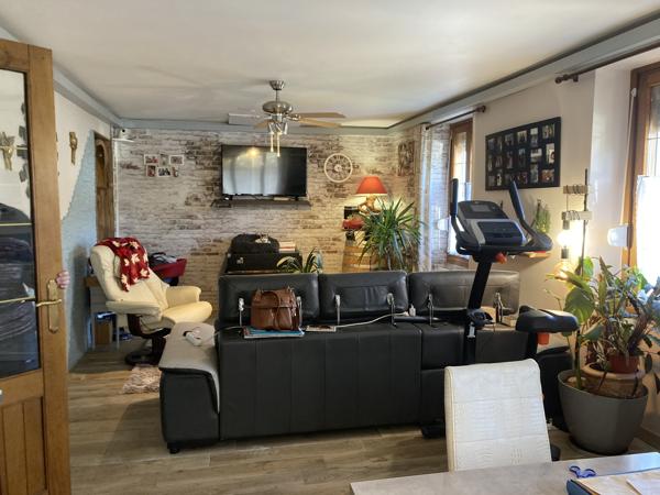 Grand appartement à vendre avec terrasse à Mouguerre (64)