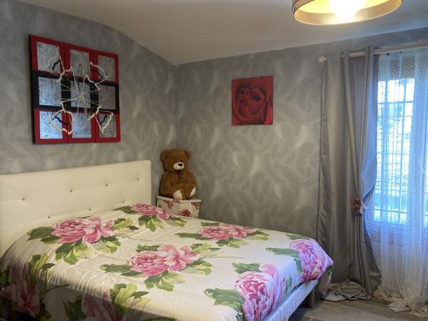 Grand appartement à vendre avec terrasse à Mouguerre (64)