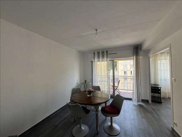 Appartement à louer 553 € CC TULLE 2 p 56 m² DPE D