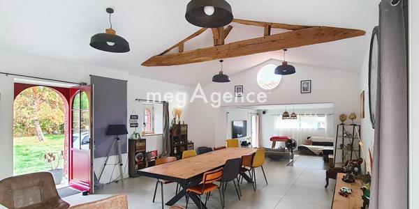 Maison à CHALLANS, 85300 - 6 pièces 209m²