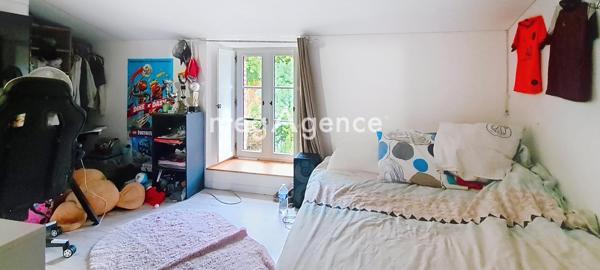 Maison à CHALLANS, 85300 - 6 pièces 209m²
