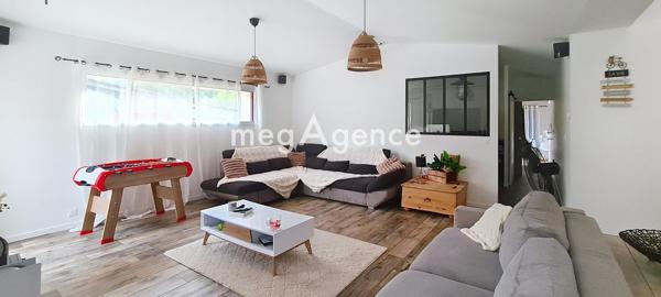 Maison à CHALLANS, 85300 - 6 pièces 209m²