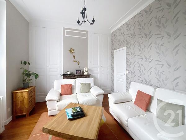 Maison à vendre  10 pièces - 226 m2 MAINTENON - 28