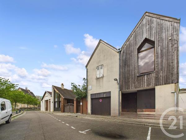 Immeuble à vendre  302,24 m2 CHARTRES - 28